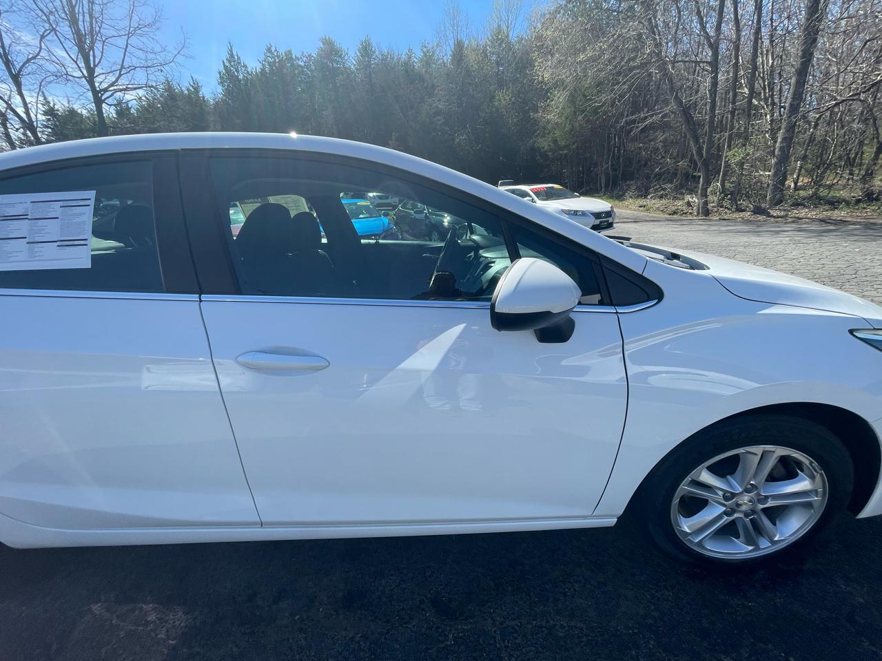 Chevrolet Cruze LT Auto 2018