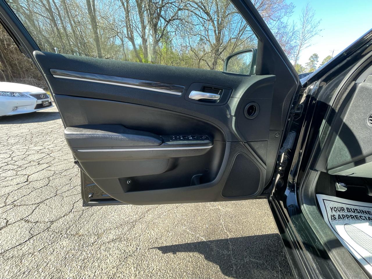 Chrysler 300 Touring AWD 2019