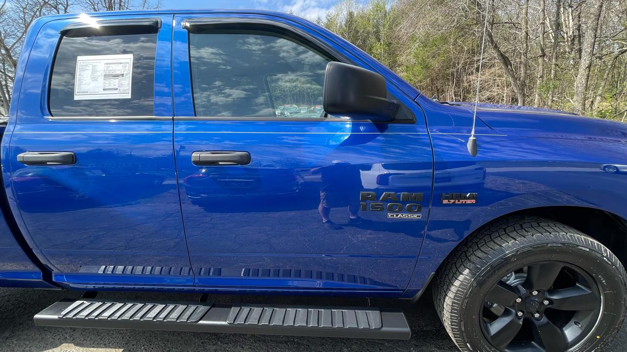 RAM 1500 Classic Tradesman Quad Cab 4WD 2019