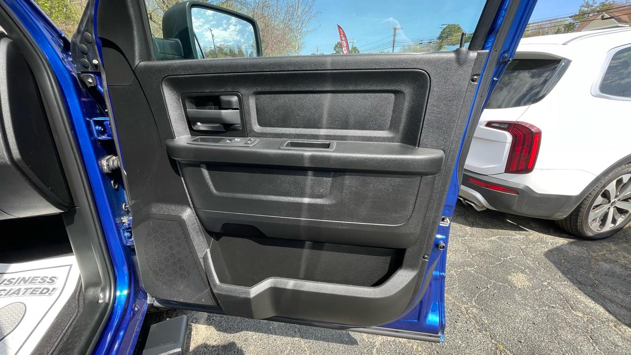 RAM 1500 Classic Tradesman Quad Cab 4WD 2019