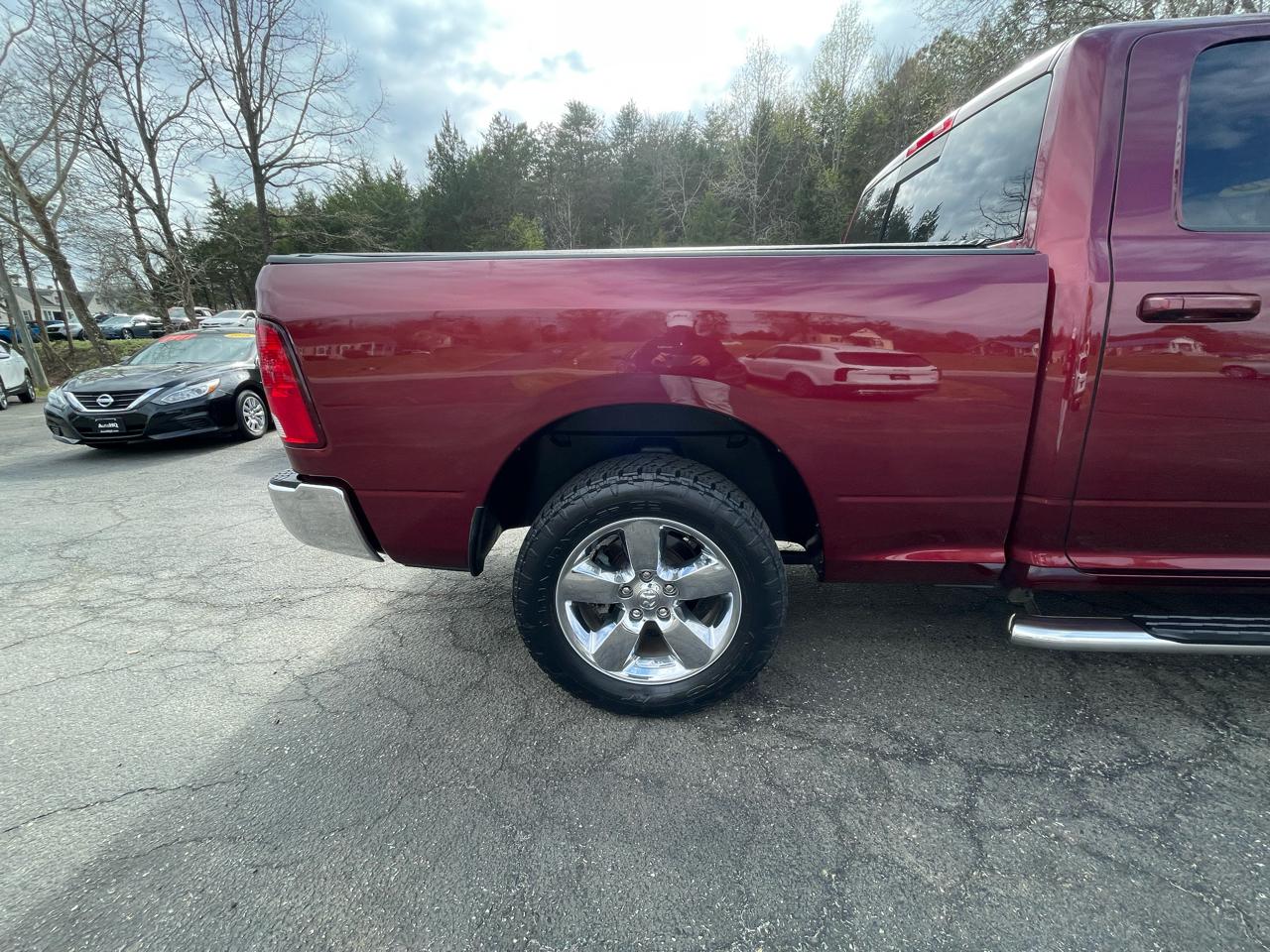 RAM 1500 Classic Big Horn 4x4 Crew Cab 5'7" Box 2019