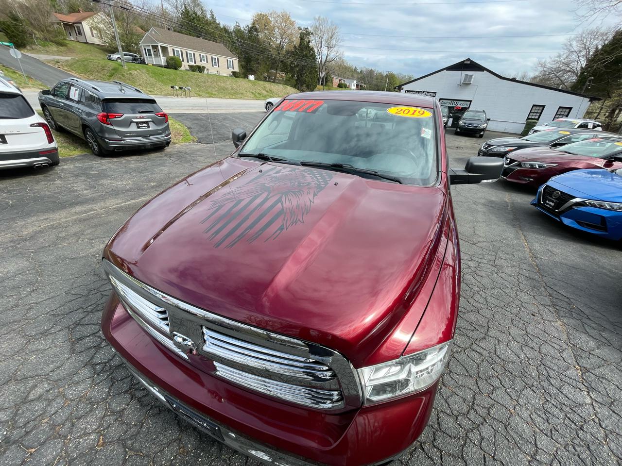 RAM 1500 Classic Big Horn 4x4 Crew Cab 5'7" Box 2019