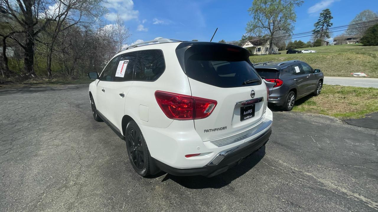 Nissan Pathfinder Platinum 4WD 2017
