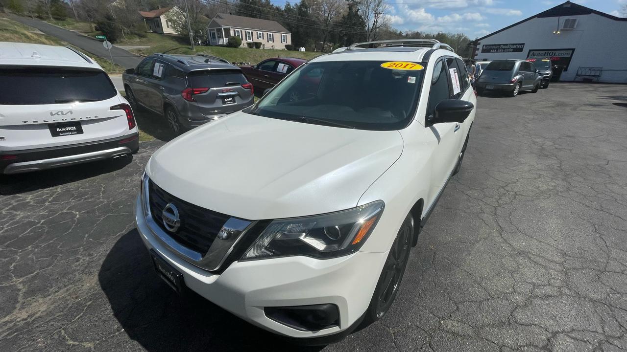 Nissan Pathfinder Platinum 4WD 2017