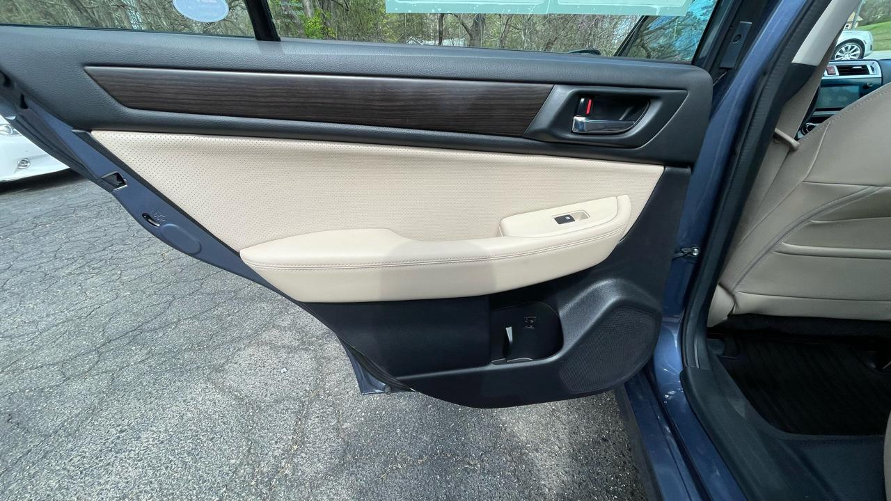 Subaru Legacy 2.5i Limited 2015