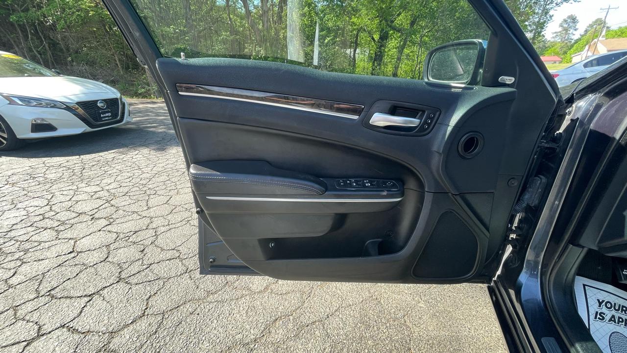 Chrysler 300 Limited AWD 2018