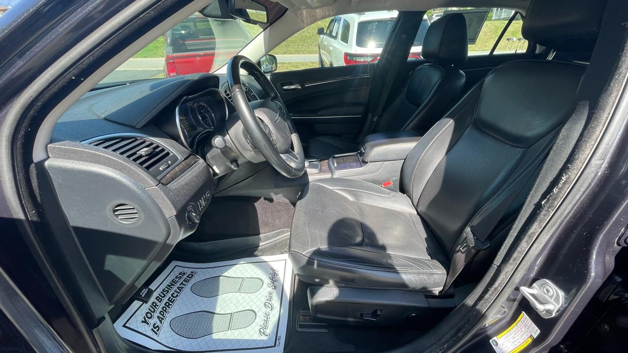 Chrysler 300 Limited AWD 2018