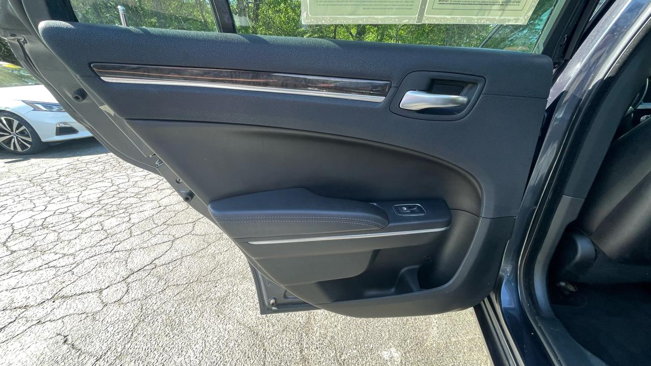 Chrysler 300 Limited AWD 2018