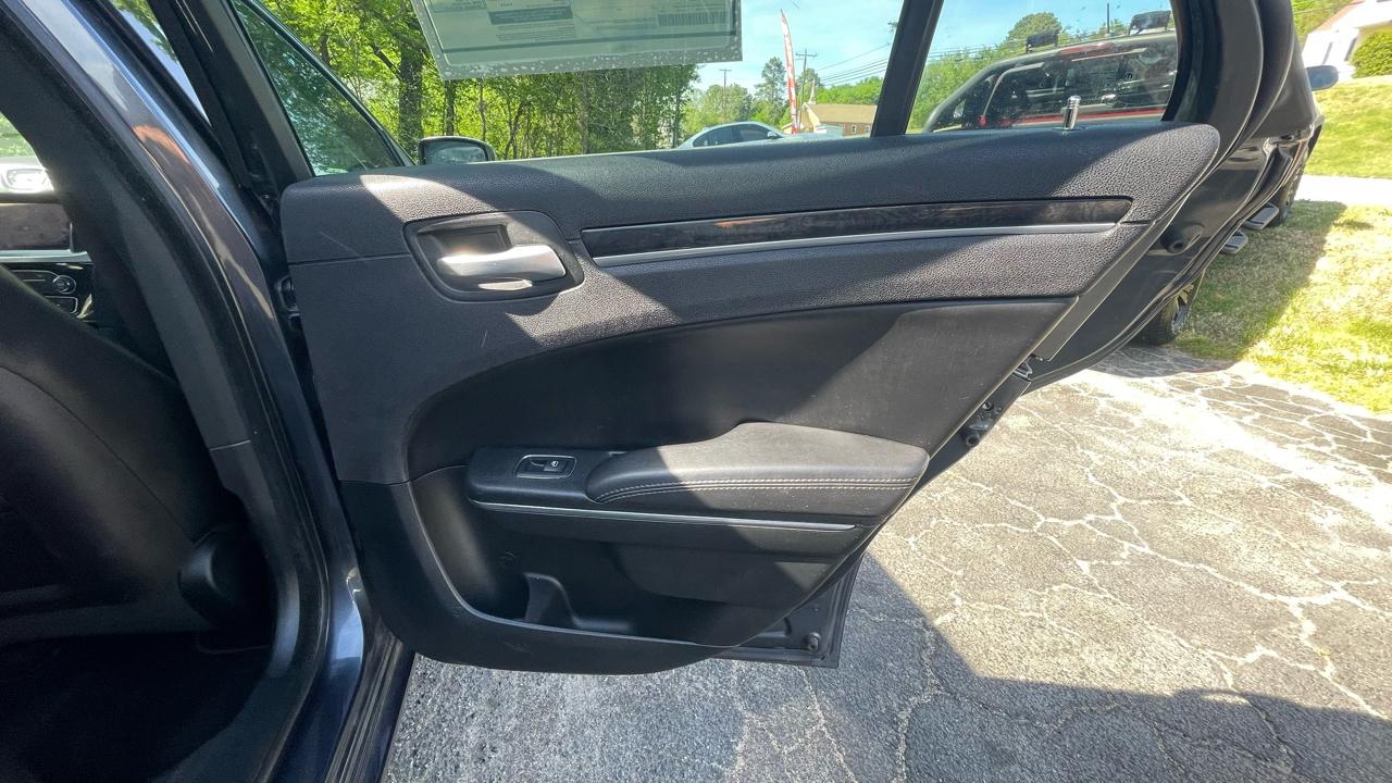 Chrysler 300 Limited AWD 2018