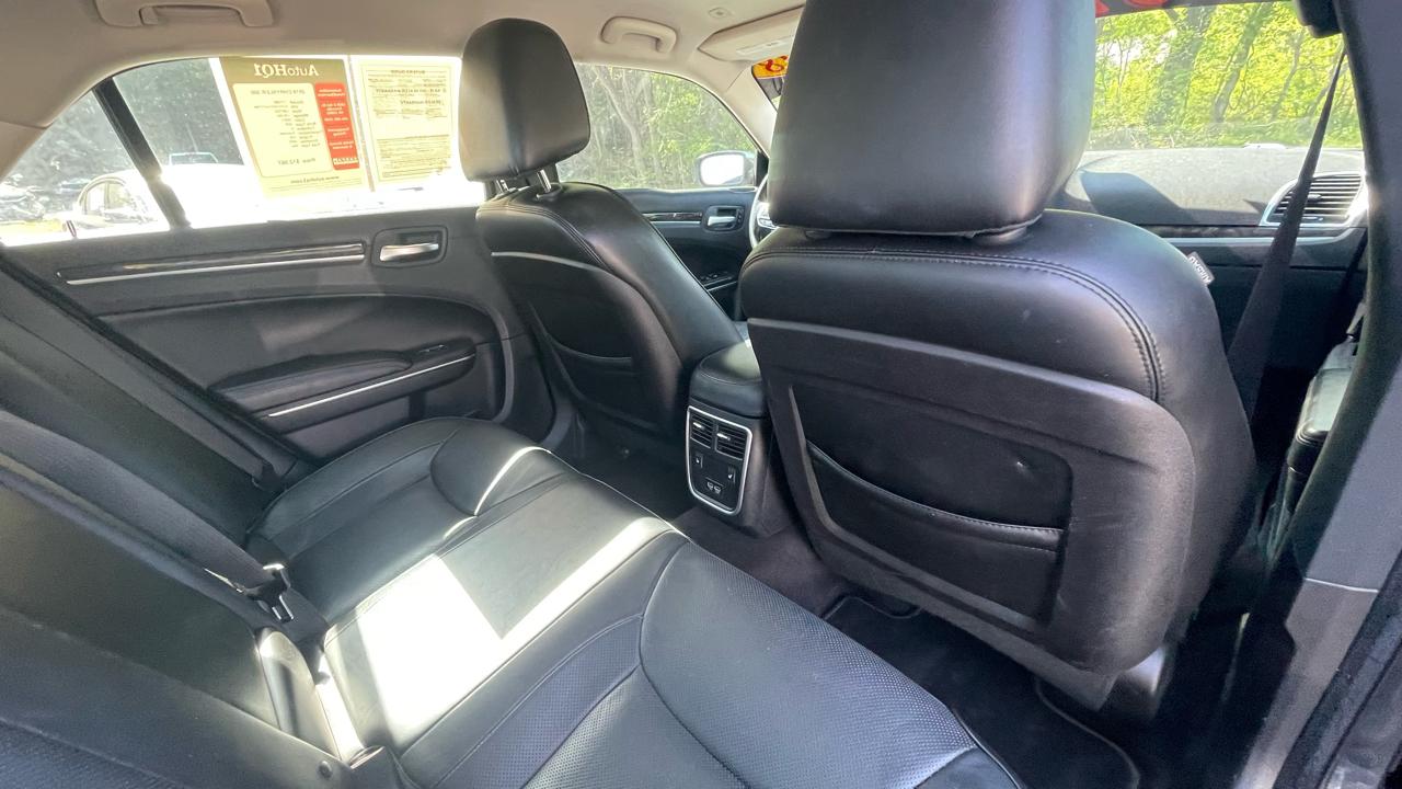 Chrysler 300 Limited AWD 2018