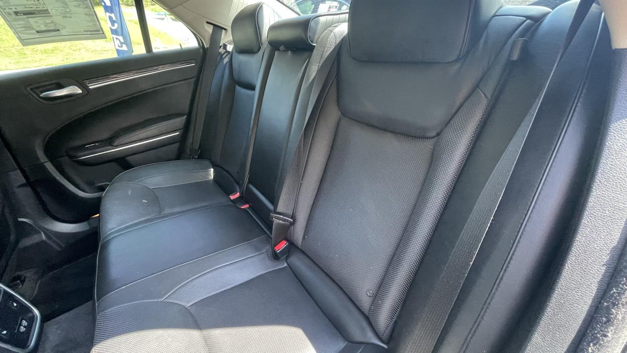 Chrysler 300 Limited AWD 2018