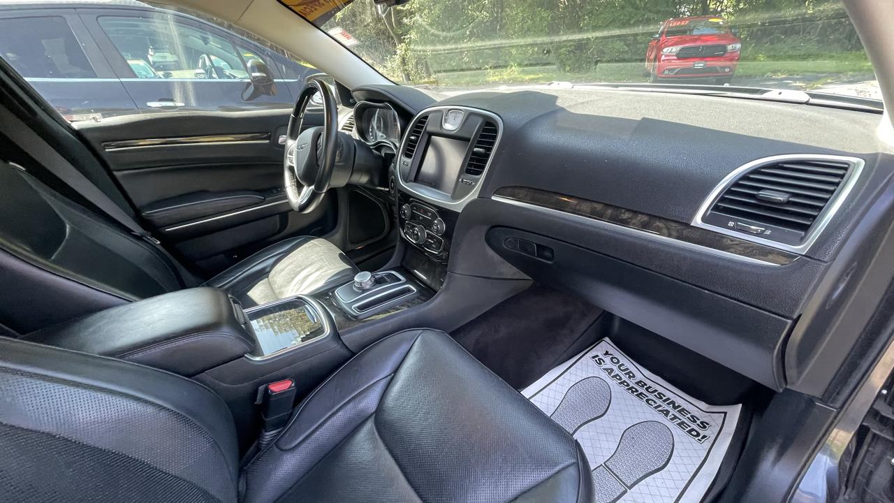 Chrysler 300 Limited AWD 2018