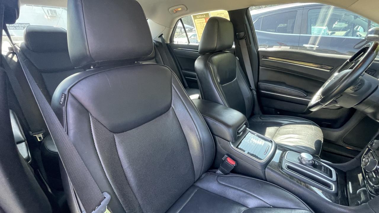 Chrysler 300 Limited AWD 2018