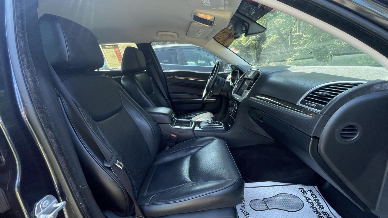 Chrysler 300 Limited AWD 2018