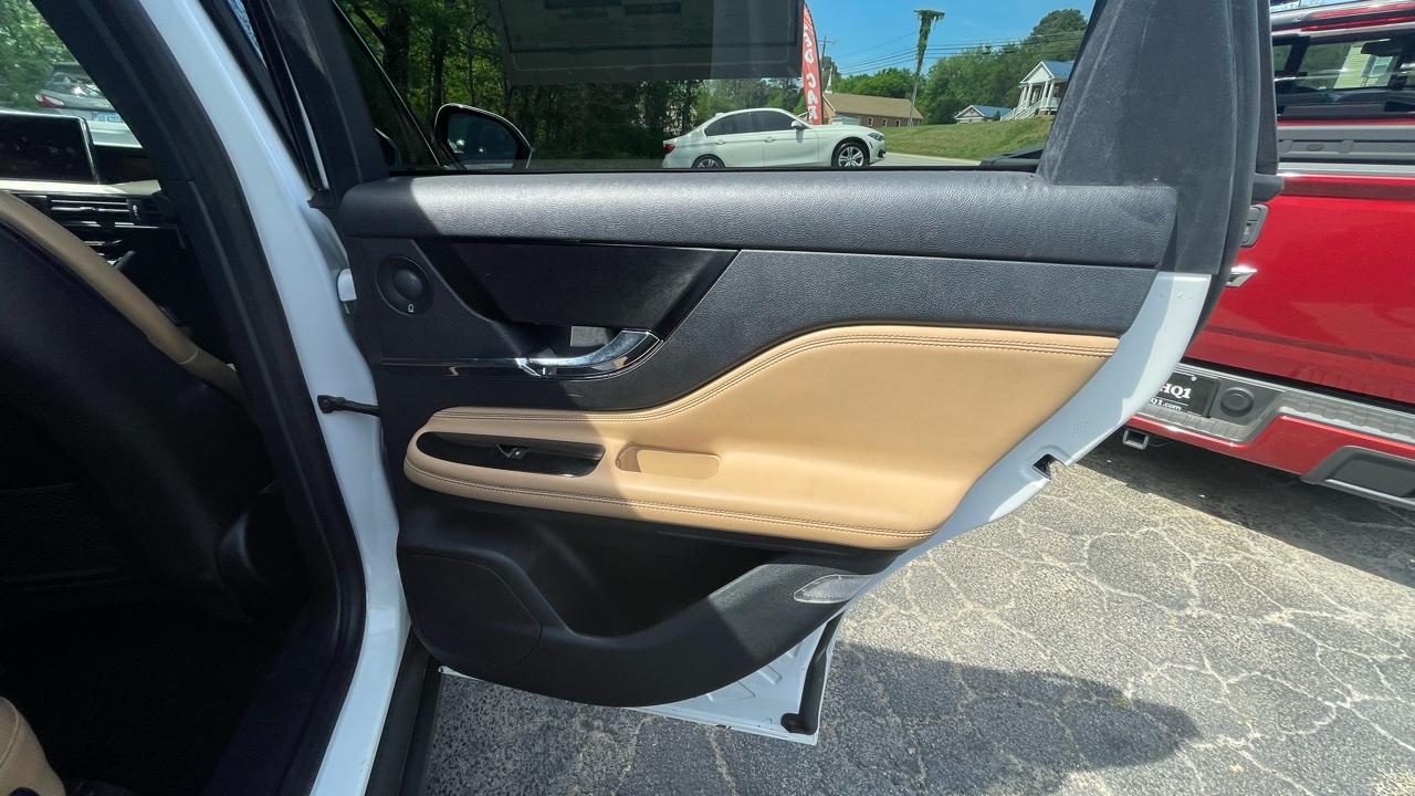 Lincoln Corsair Reserve AWD 2021