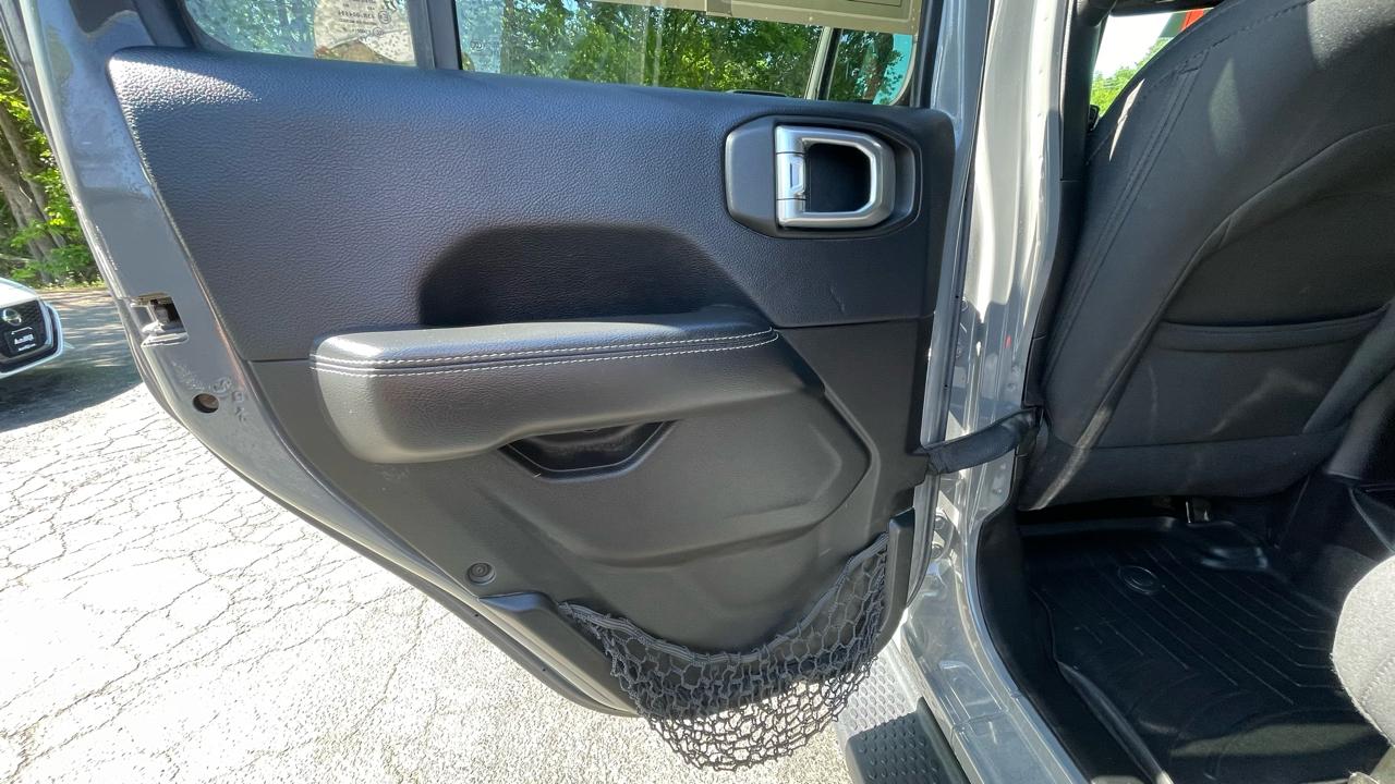 Jeep Wrangler Unlimited Sahara 2018