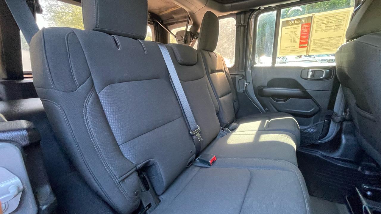 Jeep Wrangler Unlimited Sahara 2018