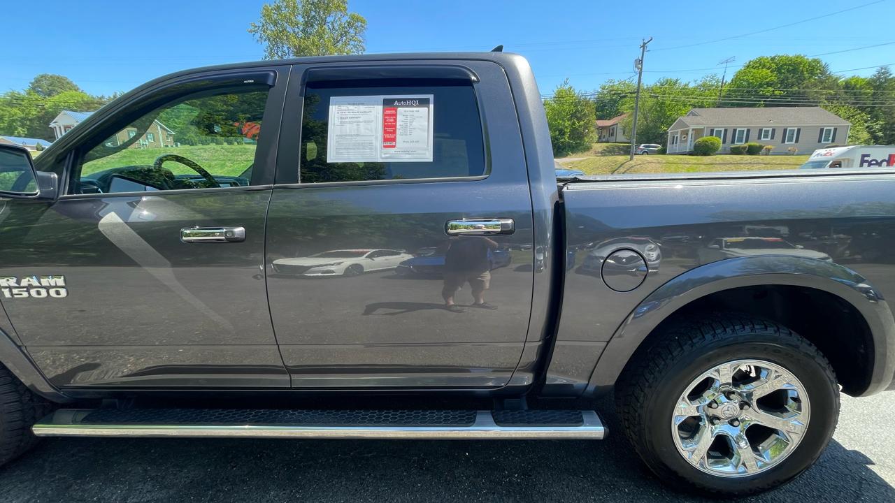 RAM 1500 Laramie Crew Cab SWB 4WD 2016