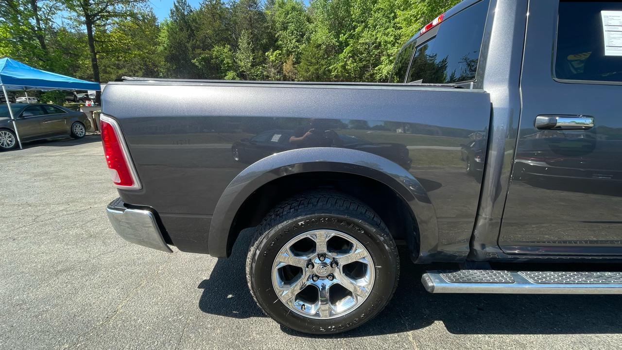 RAM 1500 Laramie Crew Cab SWB 4WD 2016