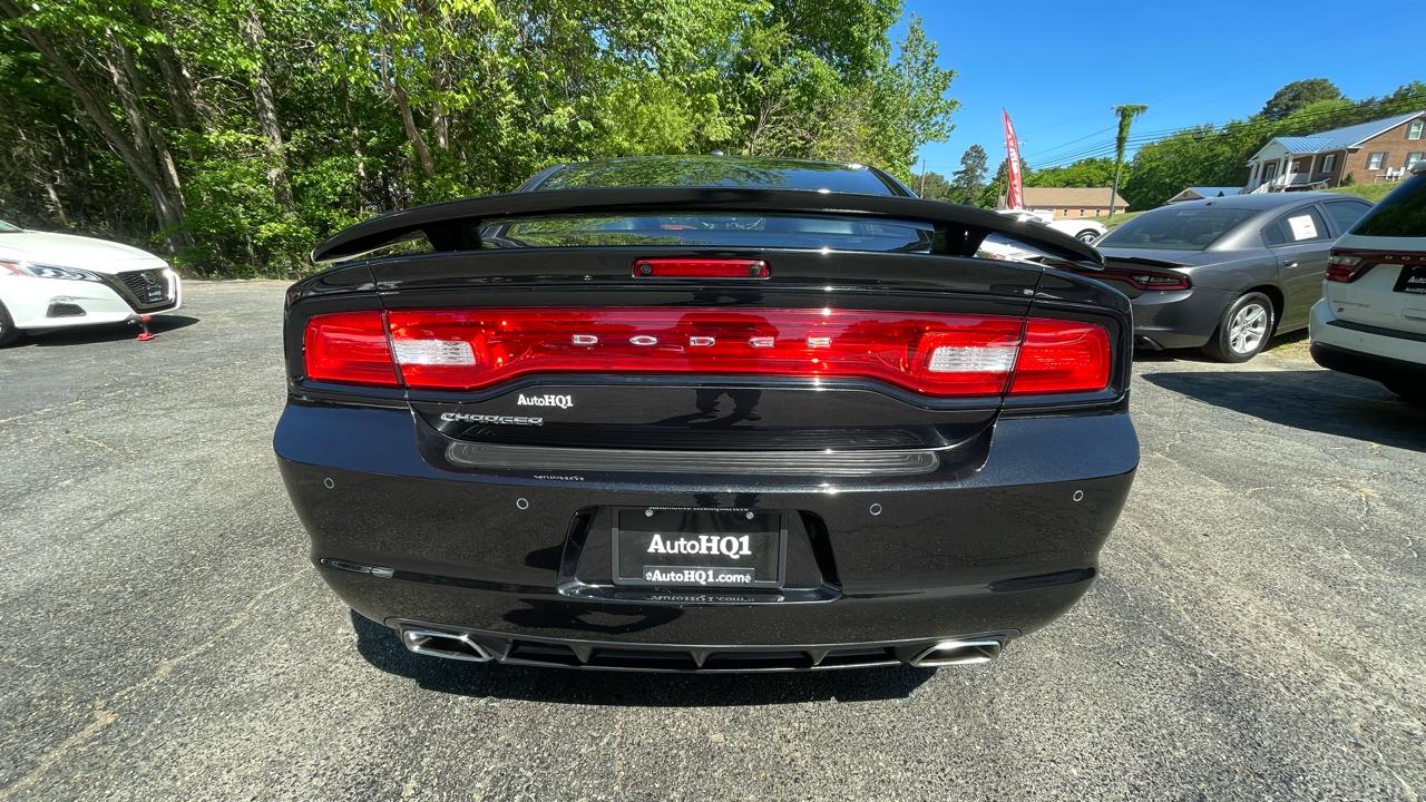 Dodge Charger R/T 2011