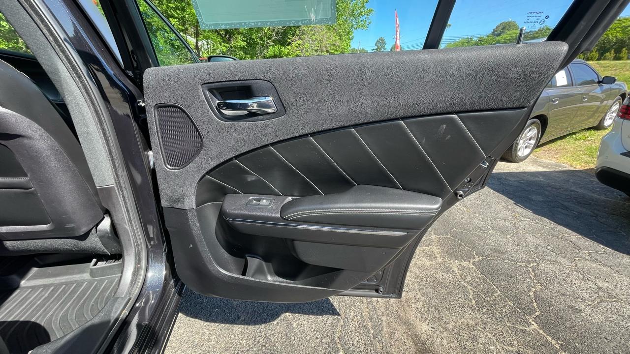 Dodge Charger R/T 2011