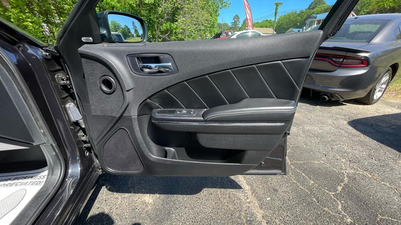 Dodge Charger R/T 2011