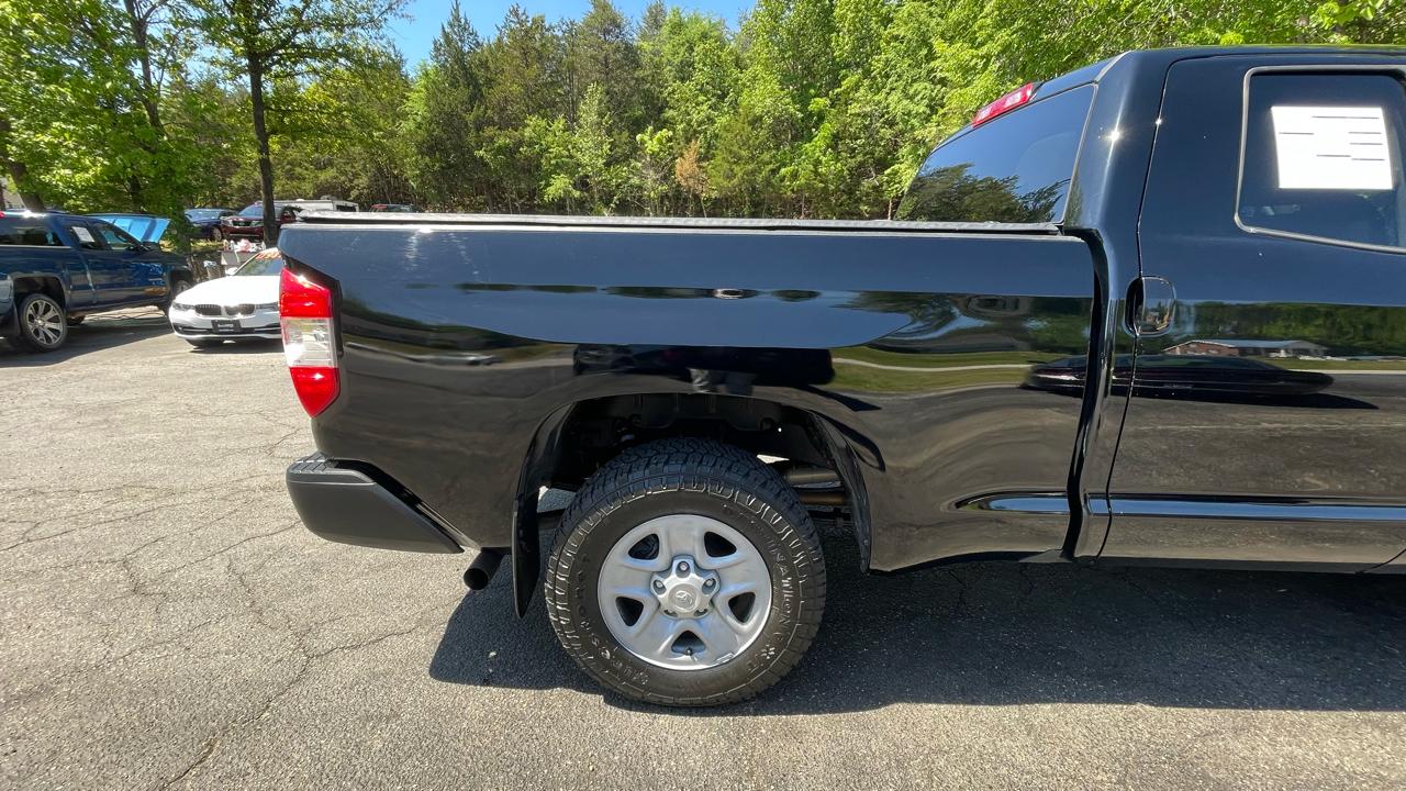 Toyota Tundra SR5 4.6L V8 Double Cab 4WD 2017