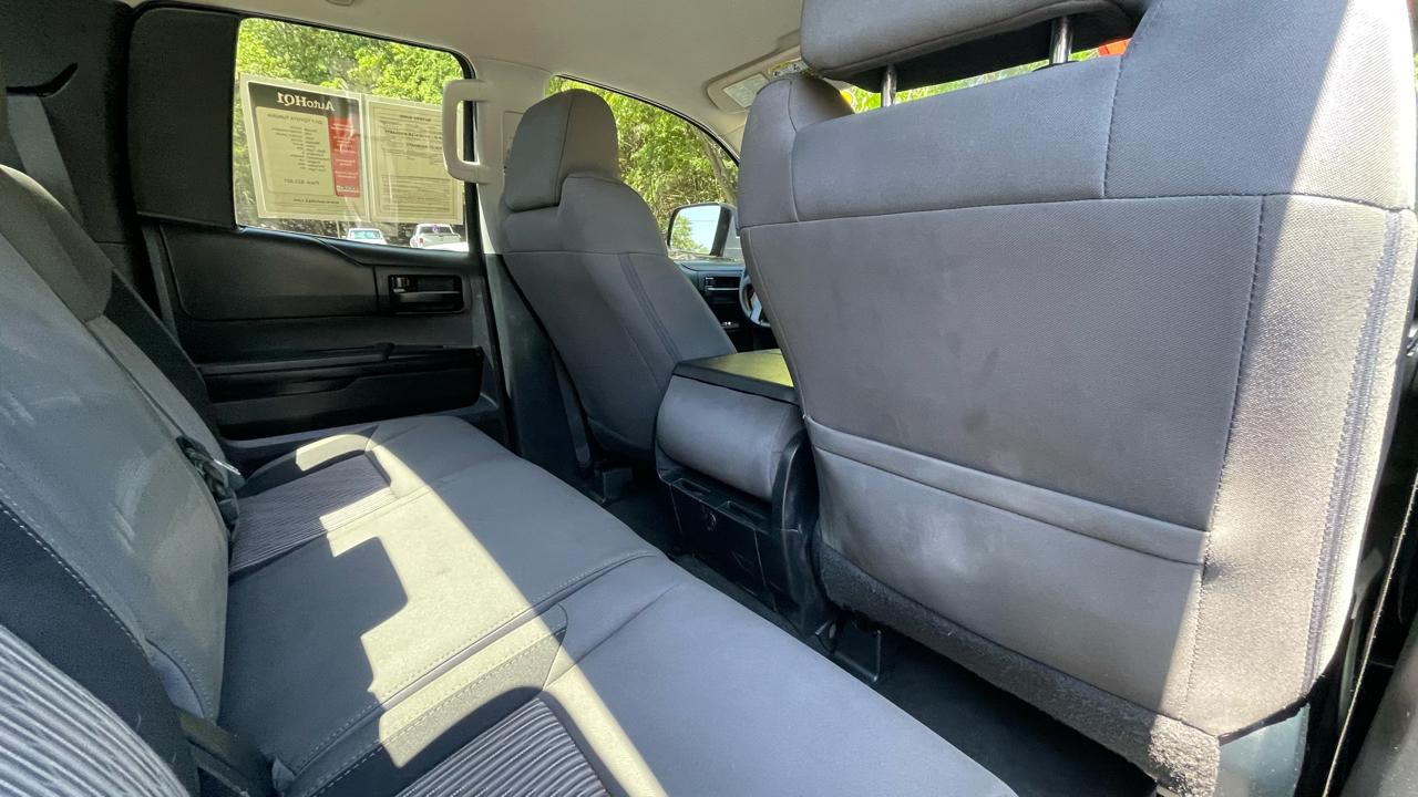 Toyota Tundra SR5 4.6L V8 Double Cab 4WD 2017