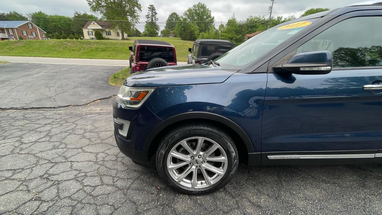 Ford Explorer Limited 4WD 2017