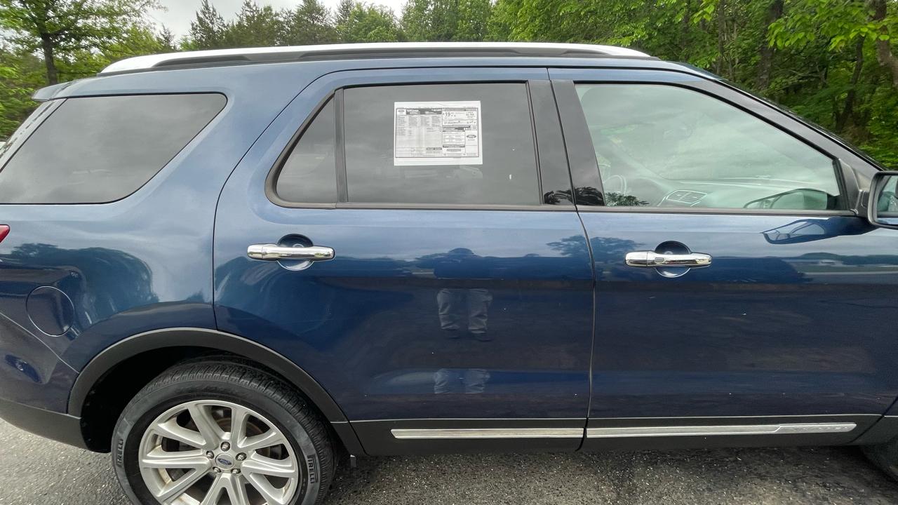 Ford Explorer Limited 4WD 2017