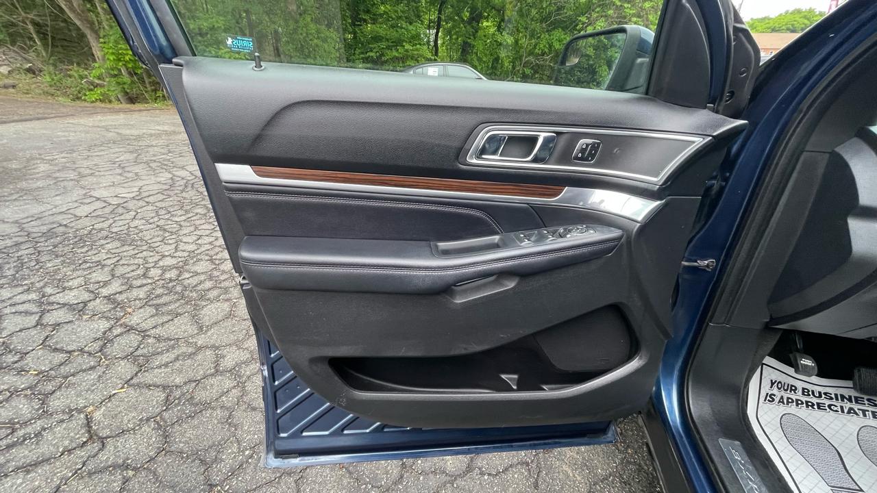 Ford Explorer Limited 4WD 2017