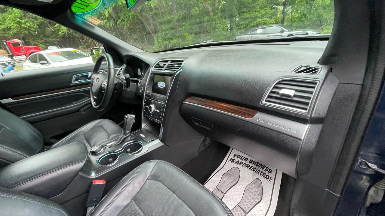 Ford Explorer Limited 4WD 2017