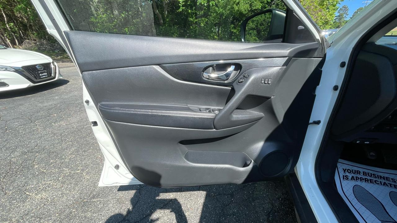 Nissan Rogue SL FWD 2017