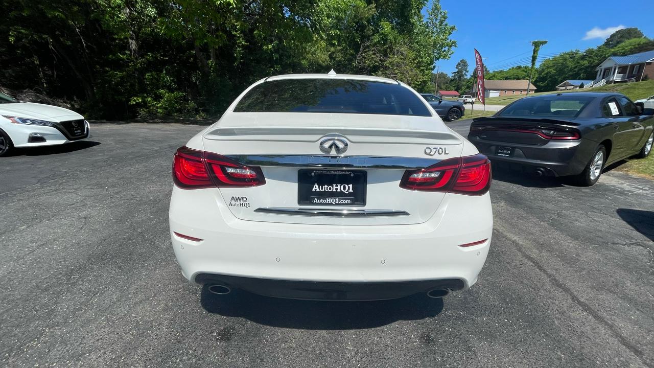 Infiniti Q70L  2017