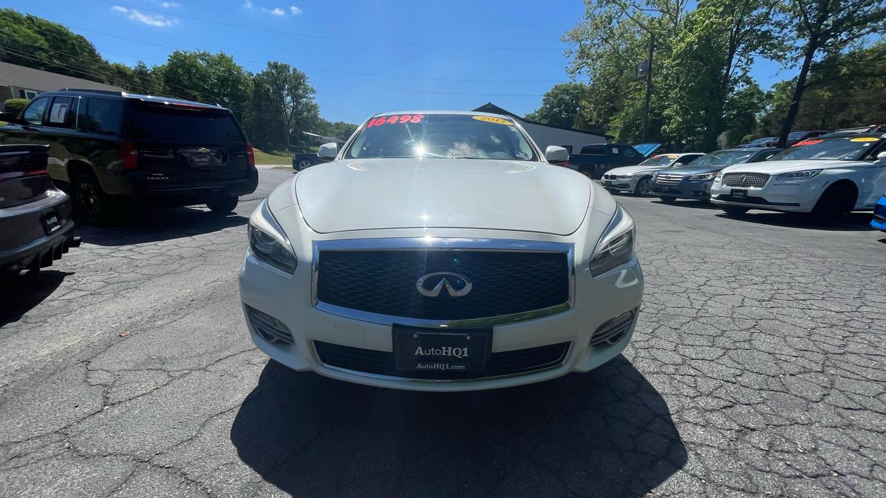Infiniti Q70L  2017