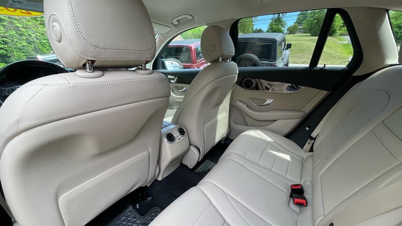 Mercedes-Benz GLC-Class GLC300 4MATIC 2016