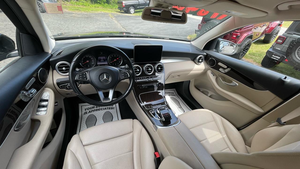 Mercedes-Benz GLC-Class GLC300 4MATIC 2016