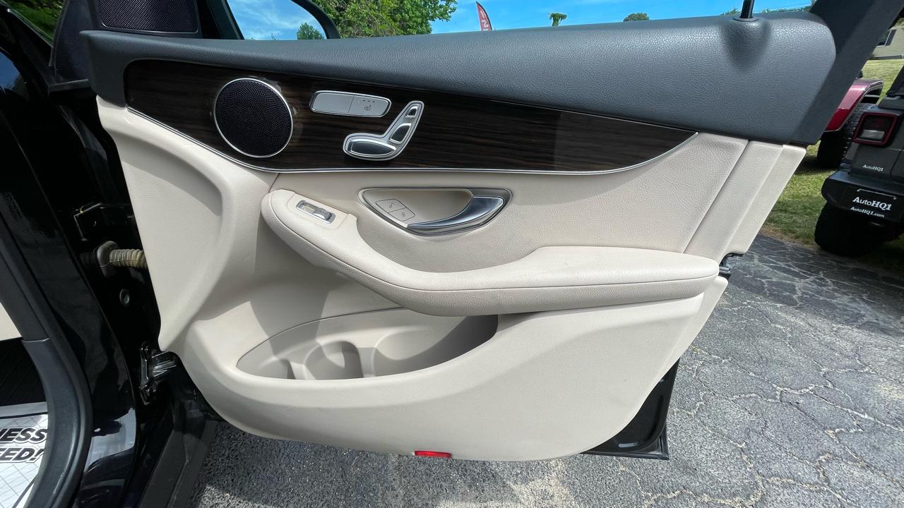 Mercedes-Benz GLC-Class GLC300 4MATIC 2016