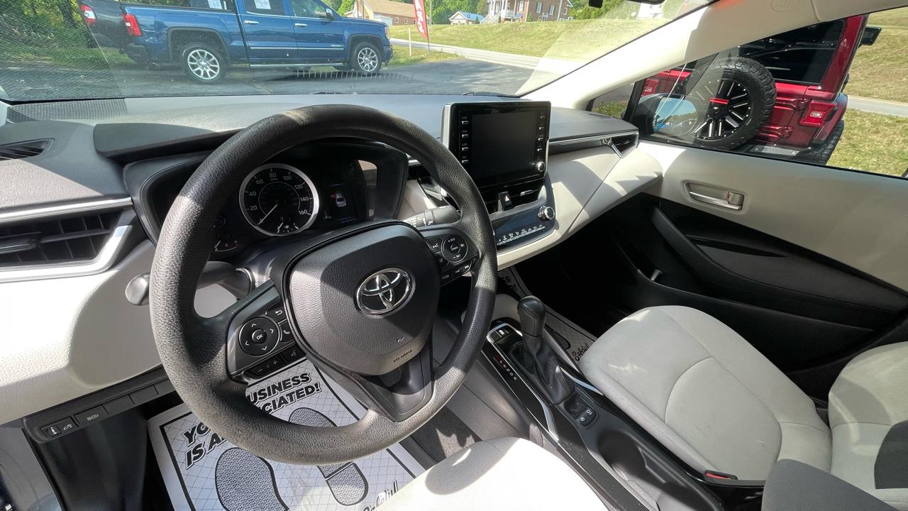 Toyota Corolla LE 2020