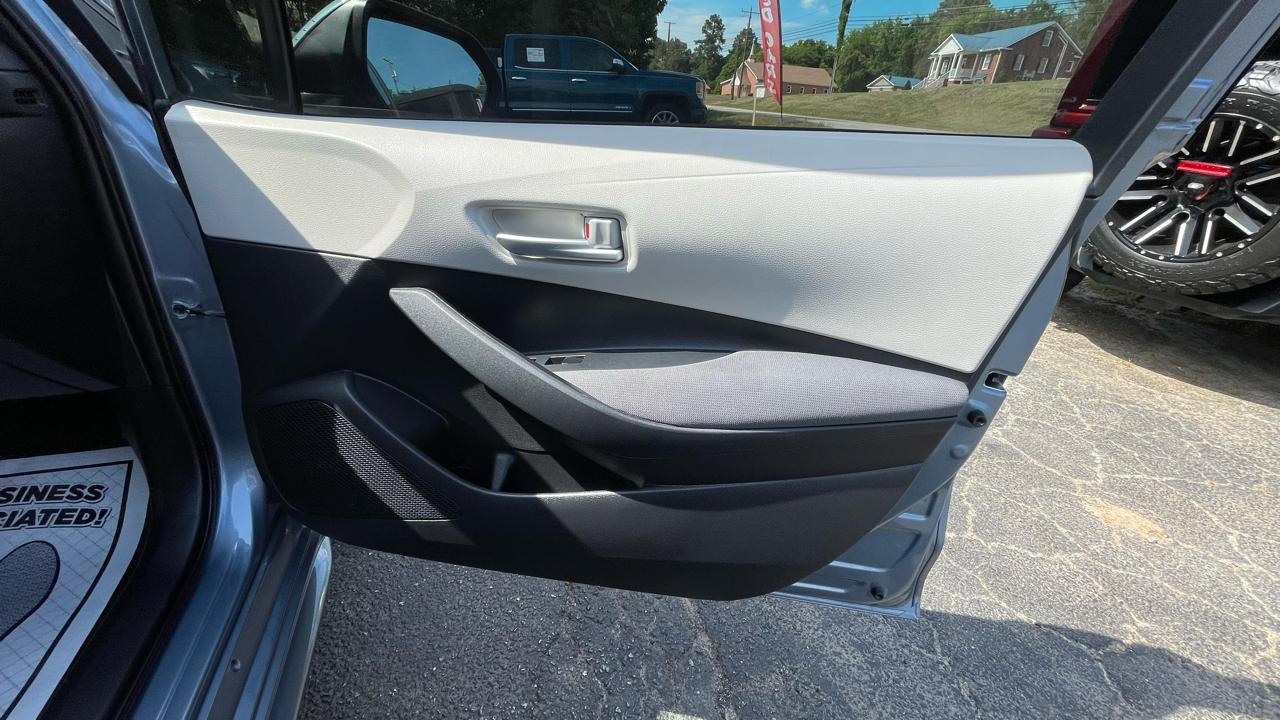Toyota Corolla LE 2020