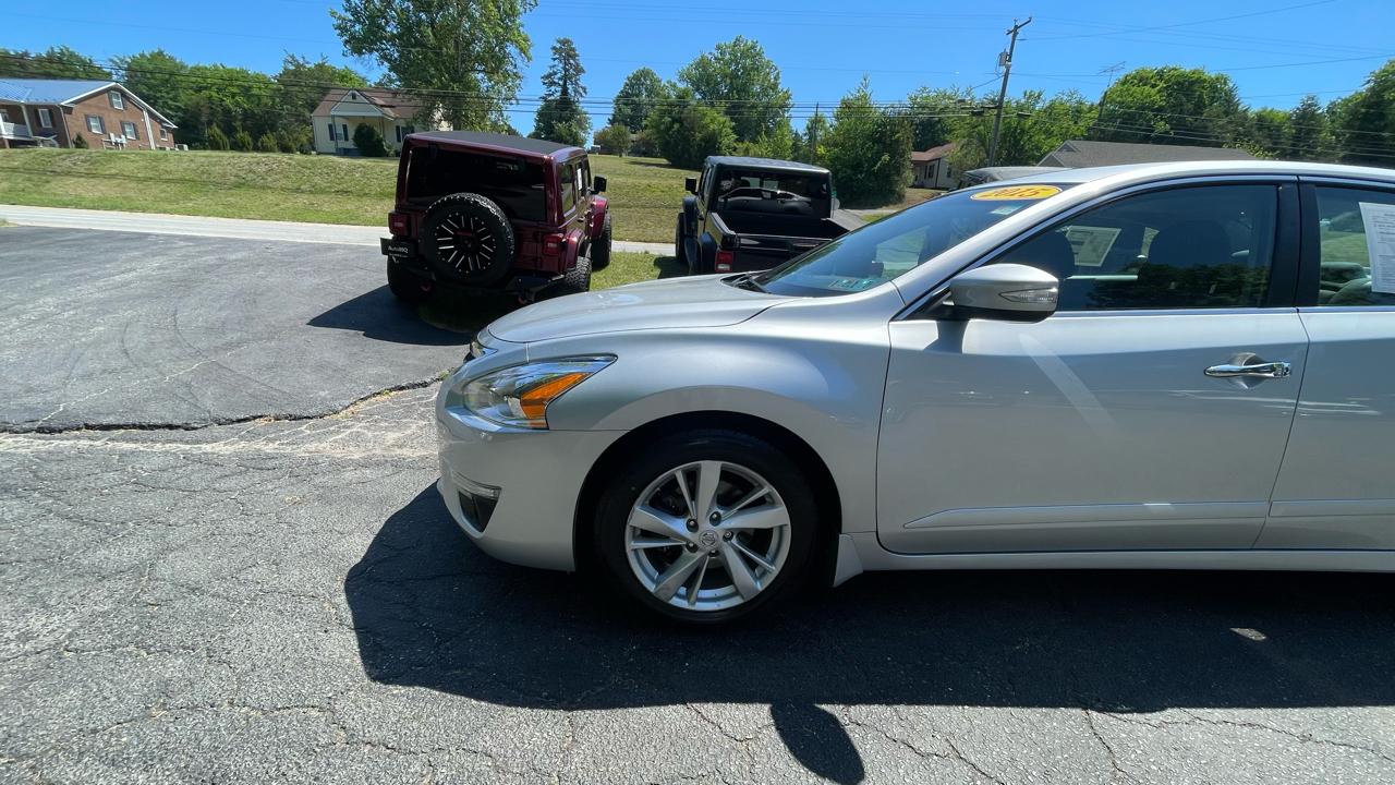 Nissan Altima 2.5 SV 2015