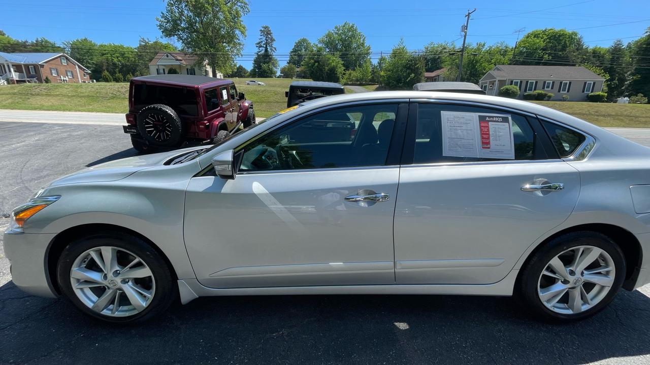 Nissan Altima 2.5 SV 2015