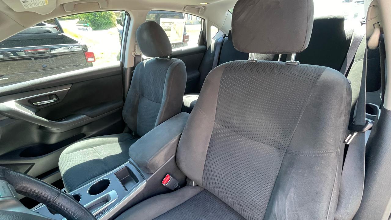 Nissan Altima 2.5 SV 2015