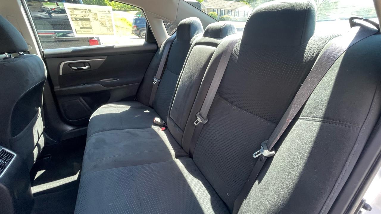 Nissan Altima 2.5 SV 2015