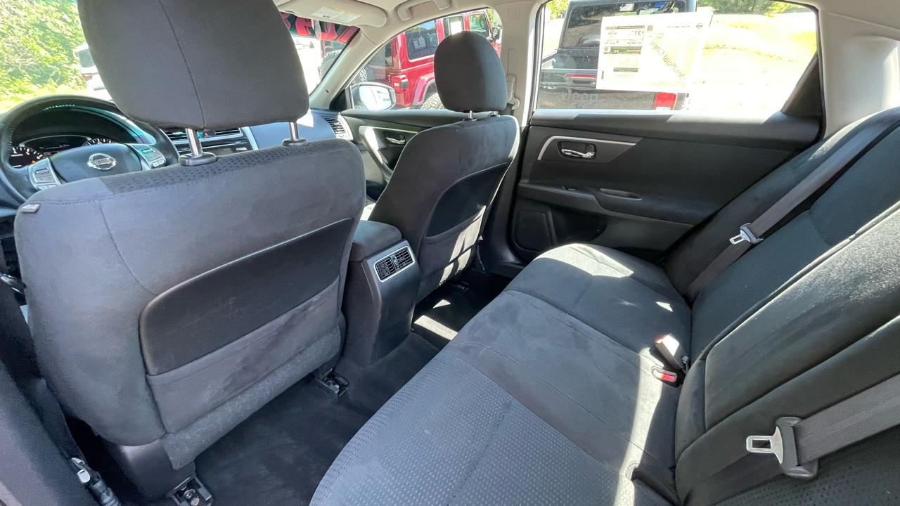 Nissan Altima 2.5 SV 2015
