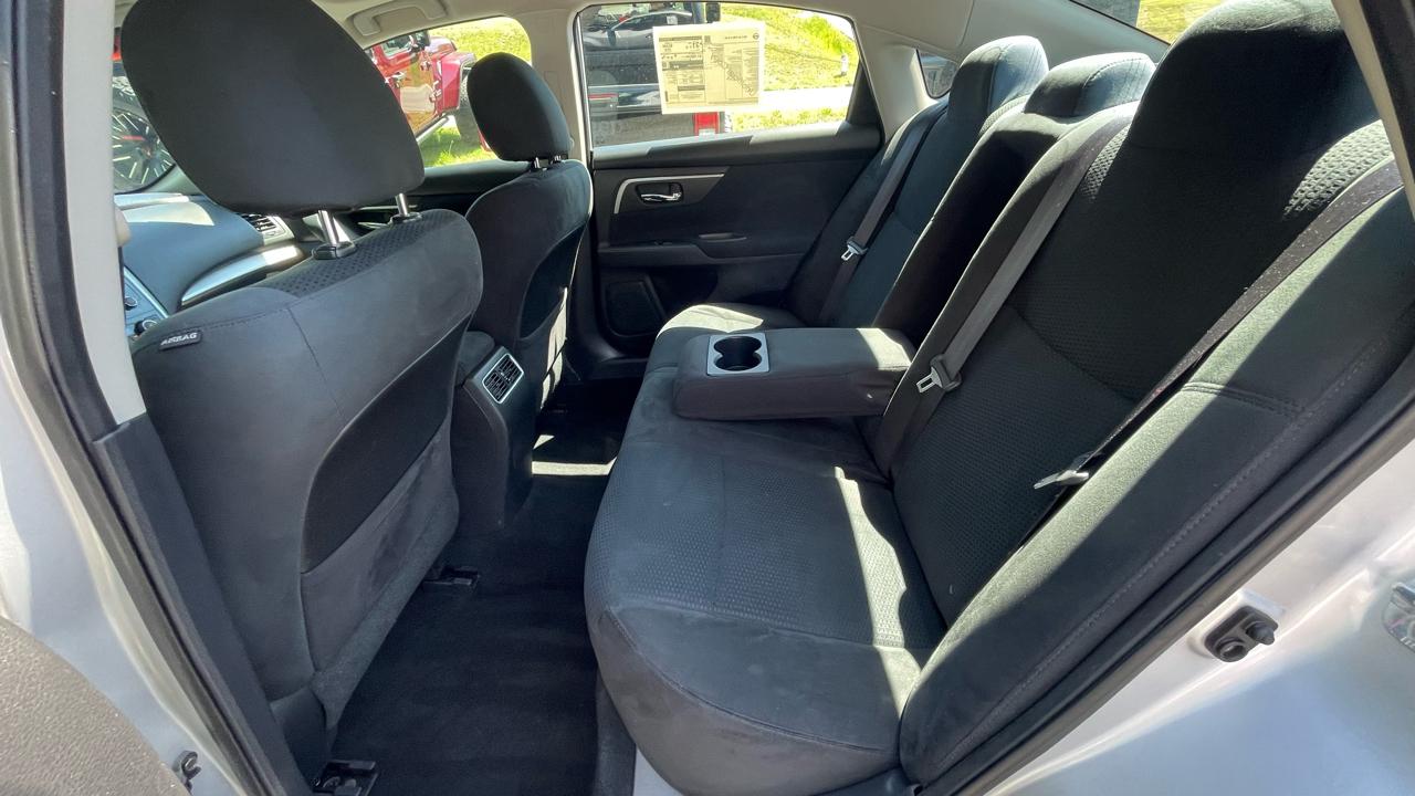Nissan Altima 2.5 SV 2015