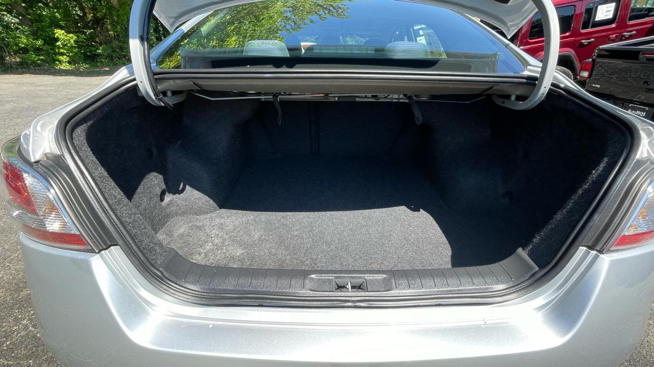 Nissan Altima 2.5 SV 2015