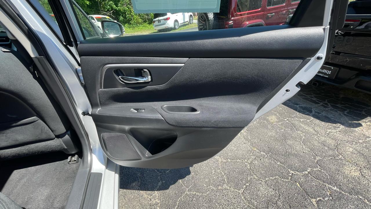 Nissan Altima 2.5 SV 2015