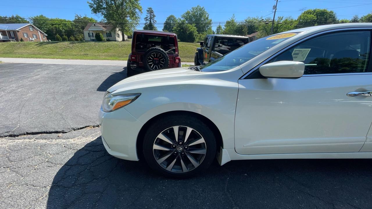 Nissan Altima 2.5 SV 2017