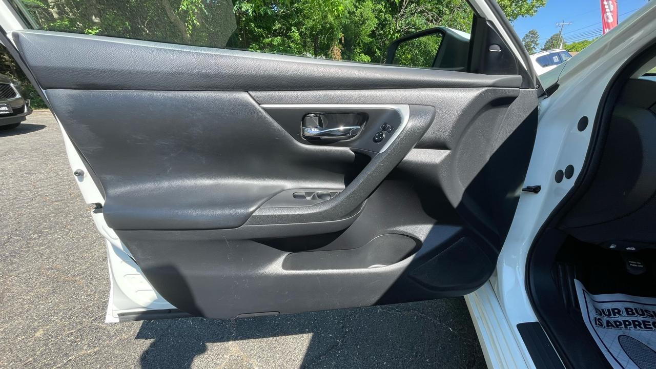 Nissan Altima 2.5 SV 2017